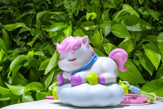 会文创首发长三角文博会上海老字号展现精彩设计麻将胡了免费试玩手提灯笼、冰箱贴…马年豫园灯(图3)